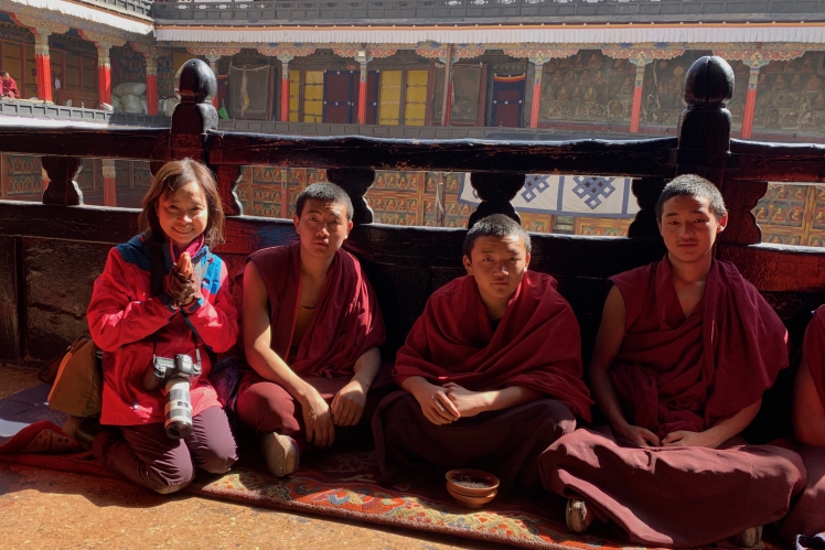 《西藏阿里行.10》那些誦經的紅鞋子