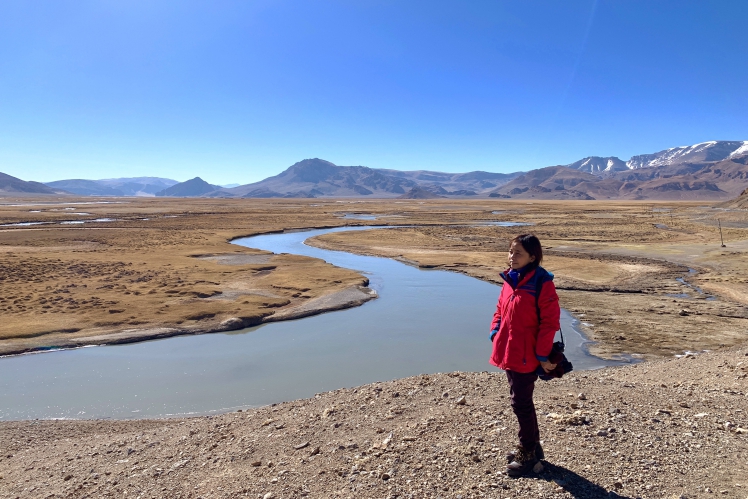 《西藏阿里行.40》冰封去路，夜宿獅泉河