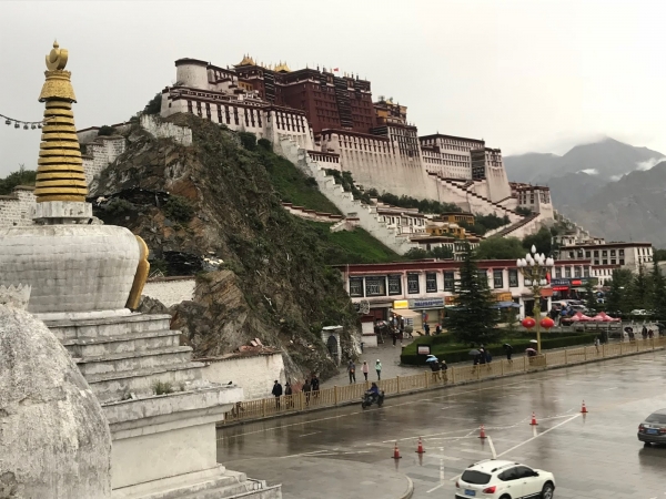 如神的所在：布達拉宮的鏡花水月03