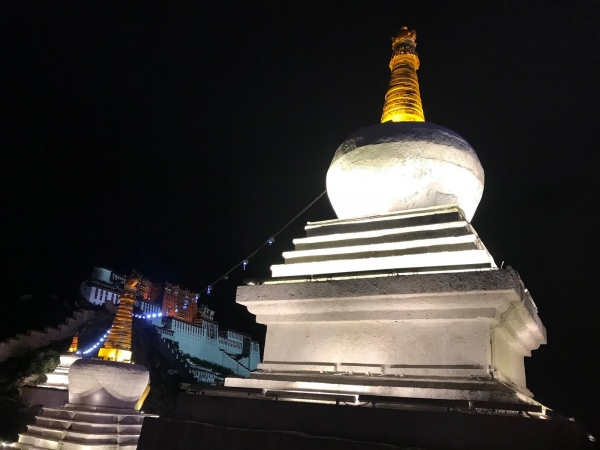 如神的所在：布達拉宮的鏡花水月29