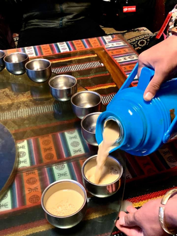 偉色老爺爺的哈達13