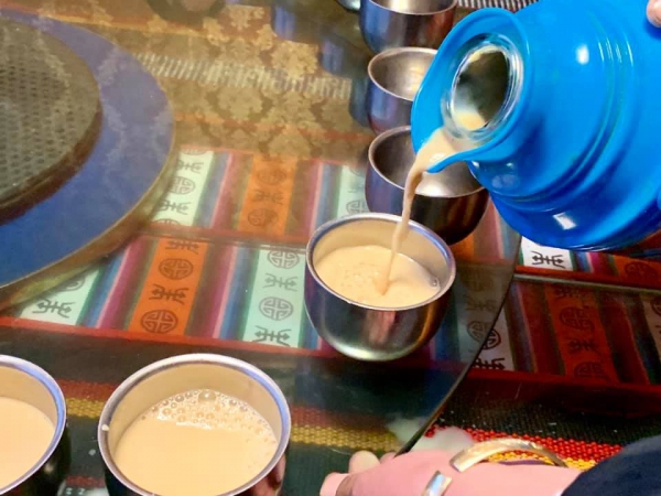 偉色老爺爺的哈達16