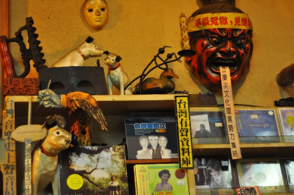 城市裡，獨特的高音—惟因唱碟13