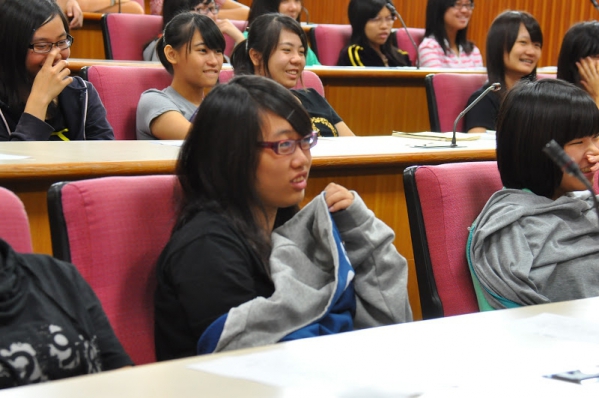 【演講記事】你,HOLD住什麼?07