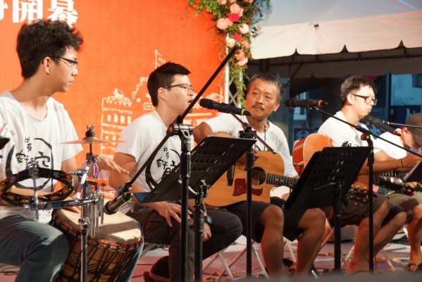 是哪處曾見?相看儼然 —《熱戀林百貨,熱戀台南》自序16