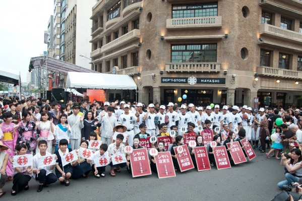 是哪處曾見?相看儼然 —《熱戀林百貨,熱戀台南》自序28