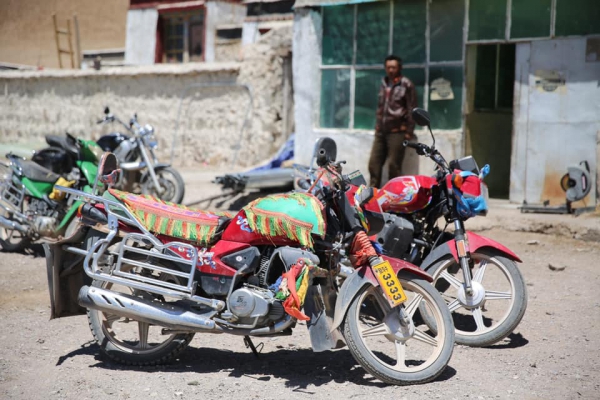 《西藏阿里行.45》汗達村午餐03