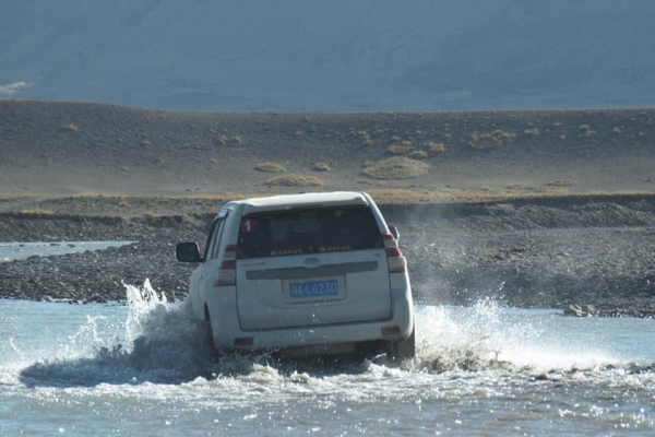 《西藏阿里行.50》路，是吉普車走出來的10