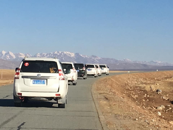 《西藏阿里行.50》路，是吉普車走出來的40