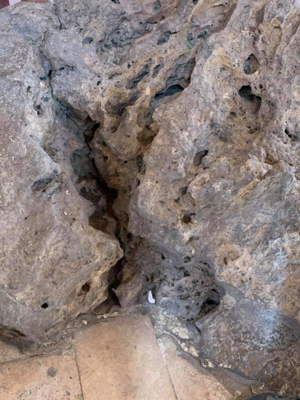 《旅行在以色列與約旦.27》一杯水就滿足了01