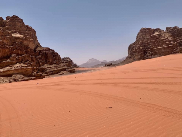 《旅行在以色列與約旦.31》鋪成一地的，詩08