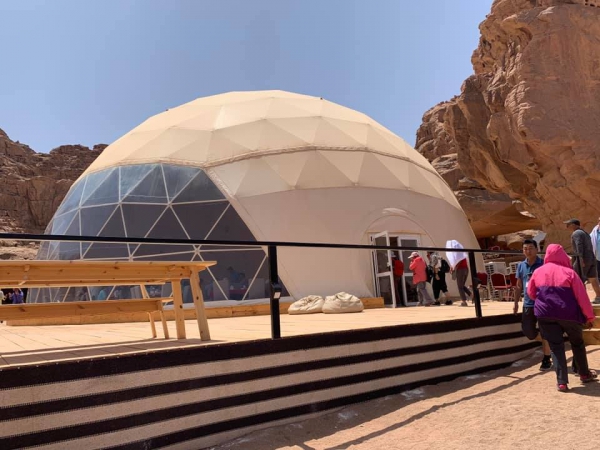 《旅行在以色列與約旦.31》鋪成一地的，詩10