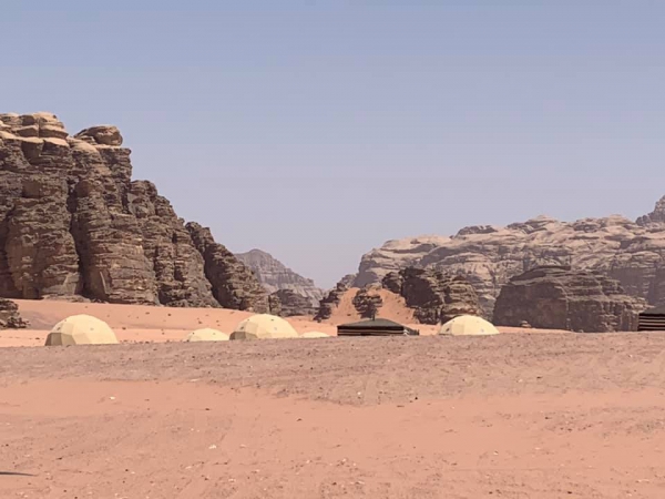 《旅行在以色列與約旦.31》鋪成一地的，詩40