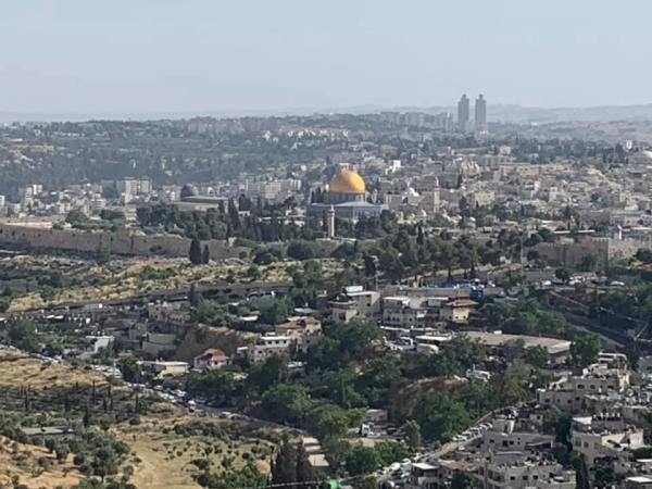 《旅行在以色列與約旦.36》遠望聖城耶路撒冷02