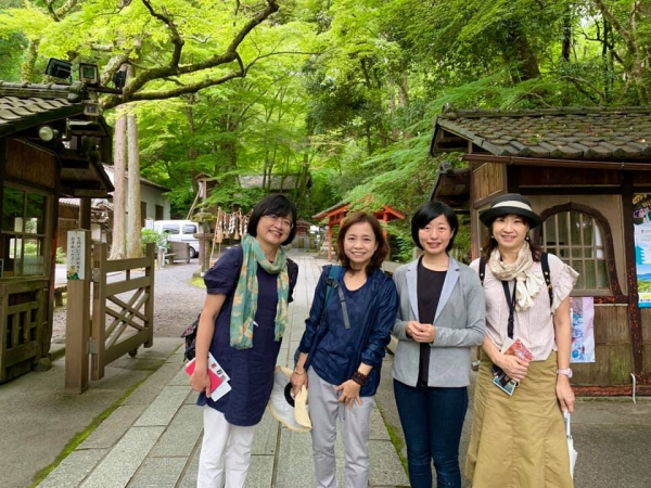 《俳句三人組的旅行.25》雨中石山寺34