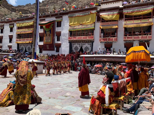 《尋找最後的西藏.24》黑密寺的藏戲09