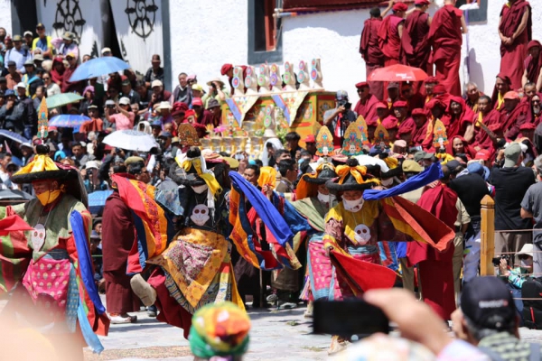 《尋找最後的西藏.24》黑密寺的藏戲11