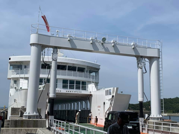 《在旅行中閱讀.8》500公里奔直島11