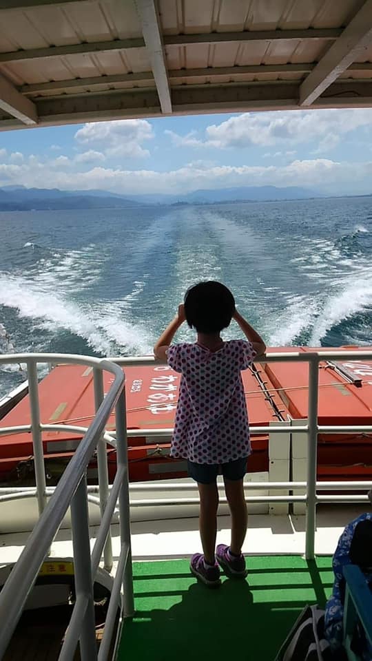 《在旅行中閱讀.14》深綠.竹生島24