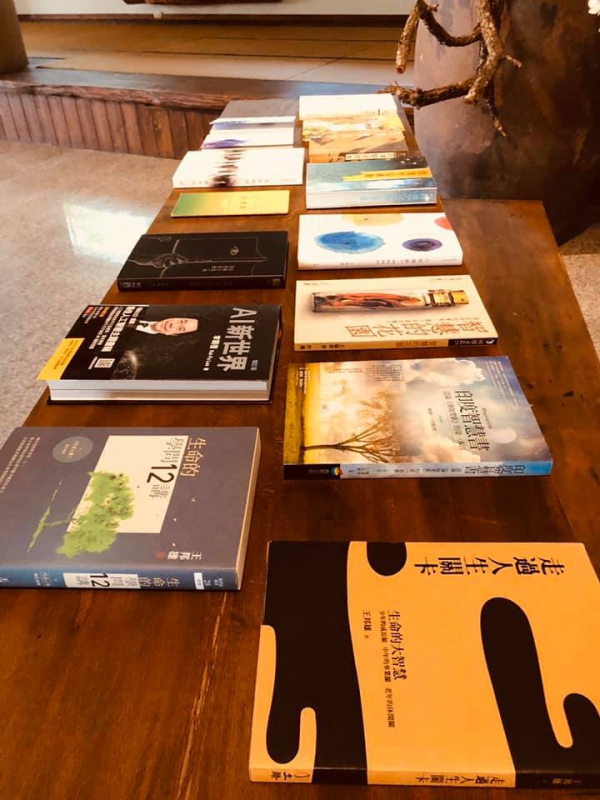 《浮光.10》釋迦牟尼佛誕辰主題書展08