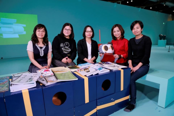 幕後隨筆.29 給了孩子們ㄧ朵花08