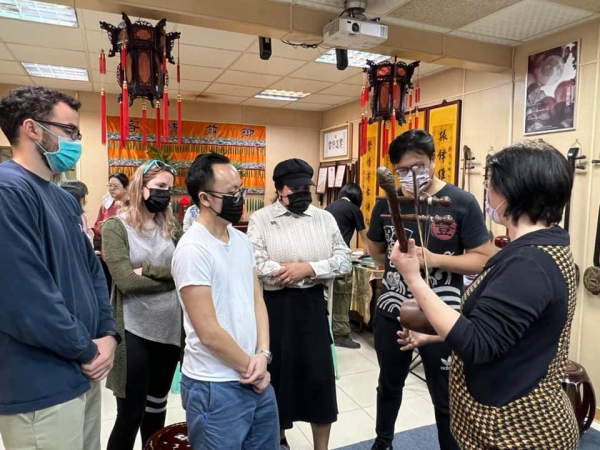 《如露.33》帶foreigner去拜拜08