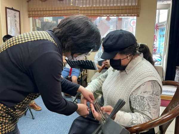 《如露.33》帶foreigner去拜拜12