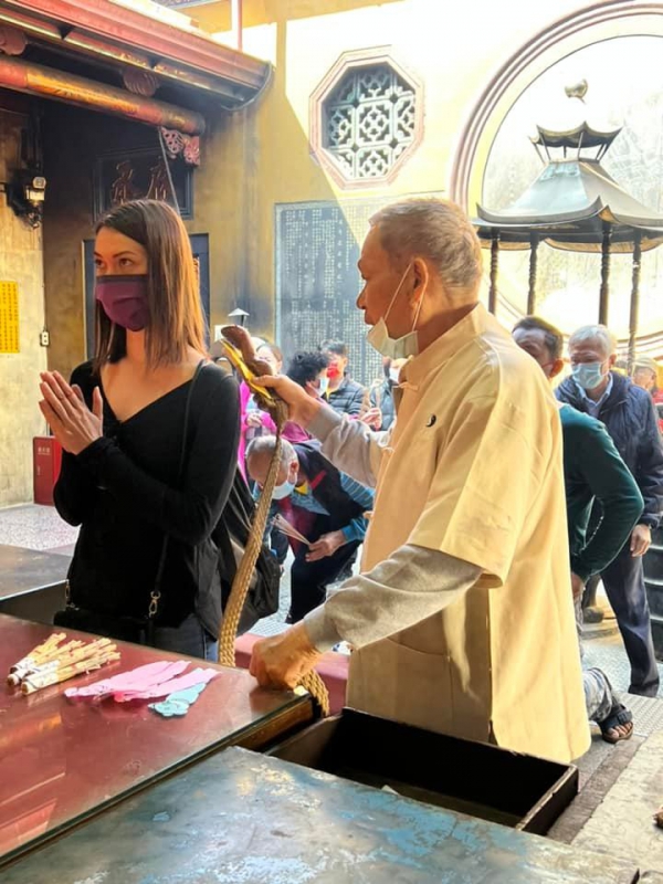 《如露.33》帶foreigner去拜拜15