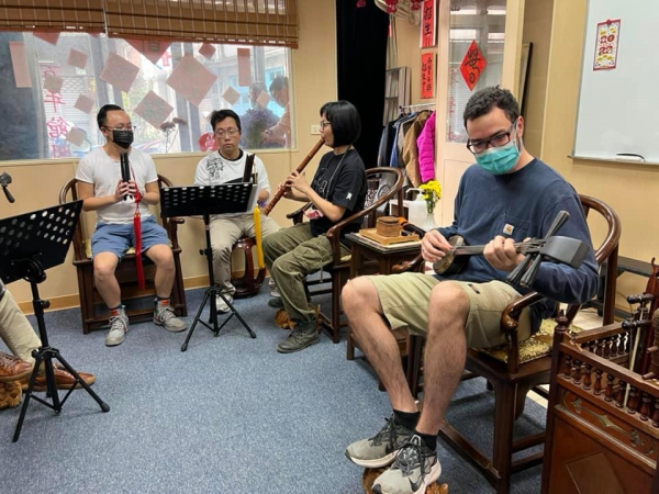 《如露.33》帶foreigner去拜拜25