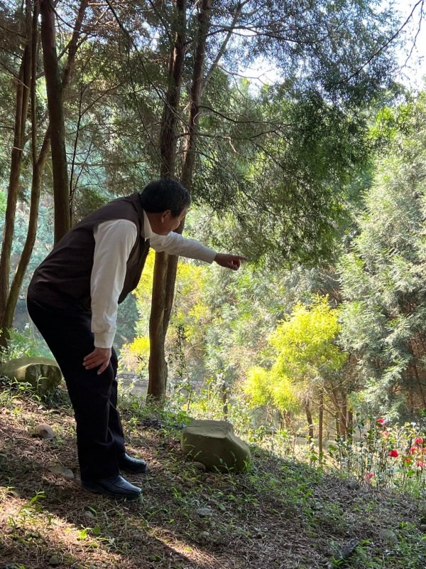 《如露.37》種樹的男人01