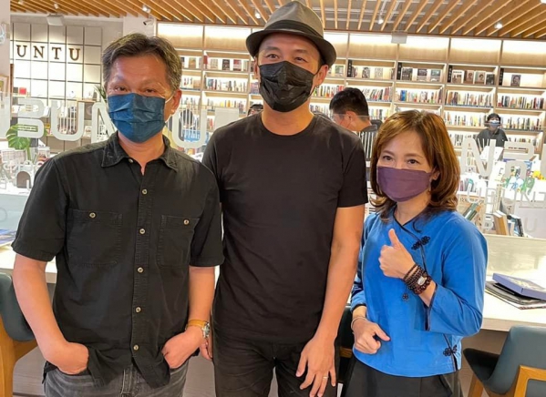 《如露.73》滾動的詩09