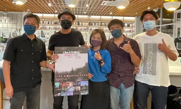 《如露.73》滾動的詩22