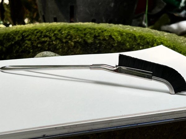 《如露.86》刷子和書冊02