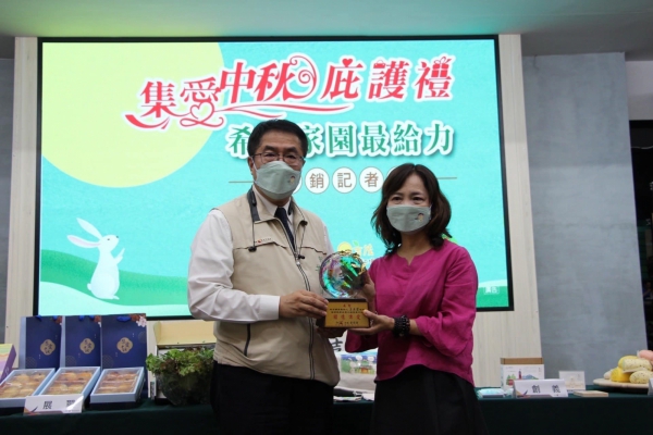 《如露.102》圓圓的思念囥佇遮04