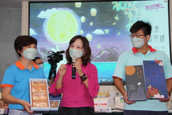 《如露.102》圓圓的思念囥佇遮14